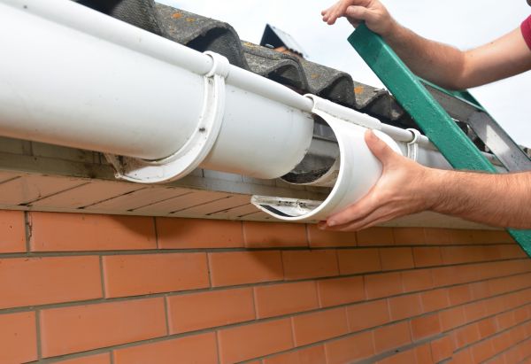 Gutter Maintenance in Athens